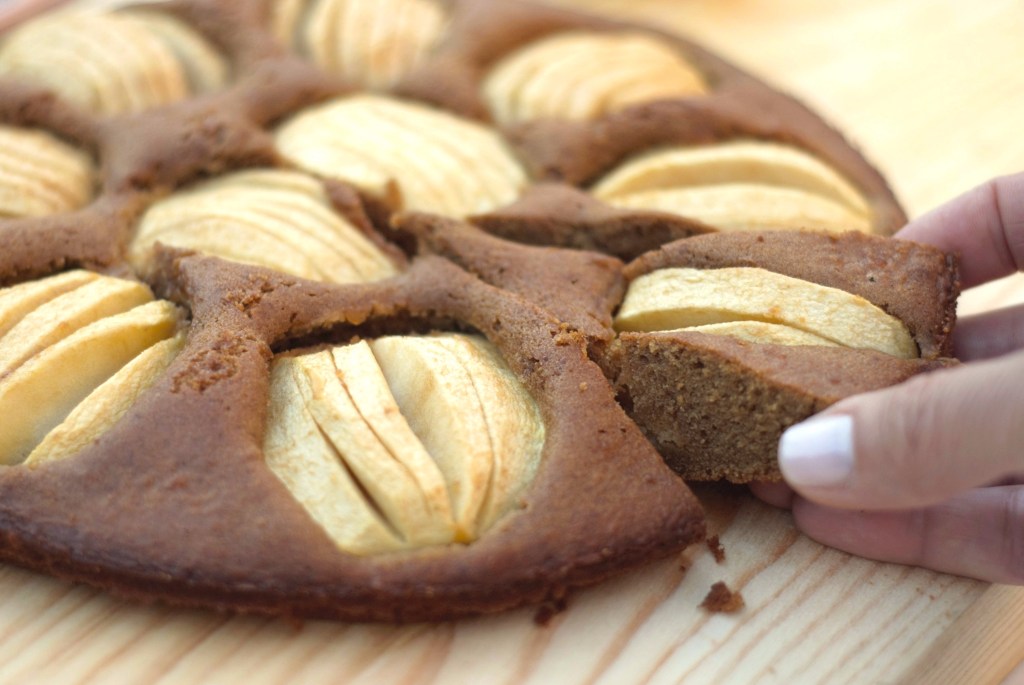 Bolo de maçã sem&nbsp;glúten