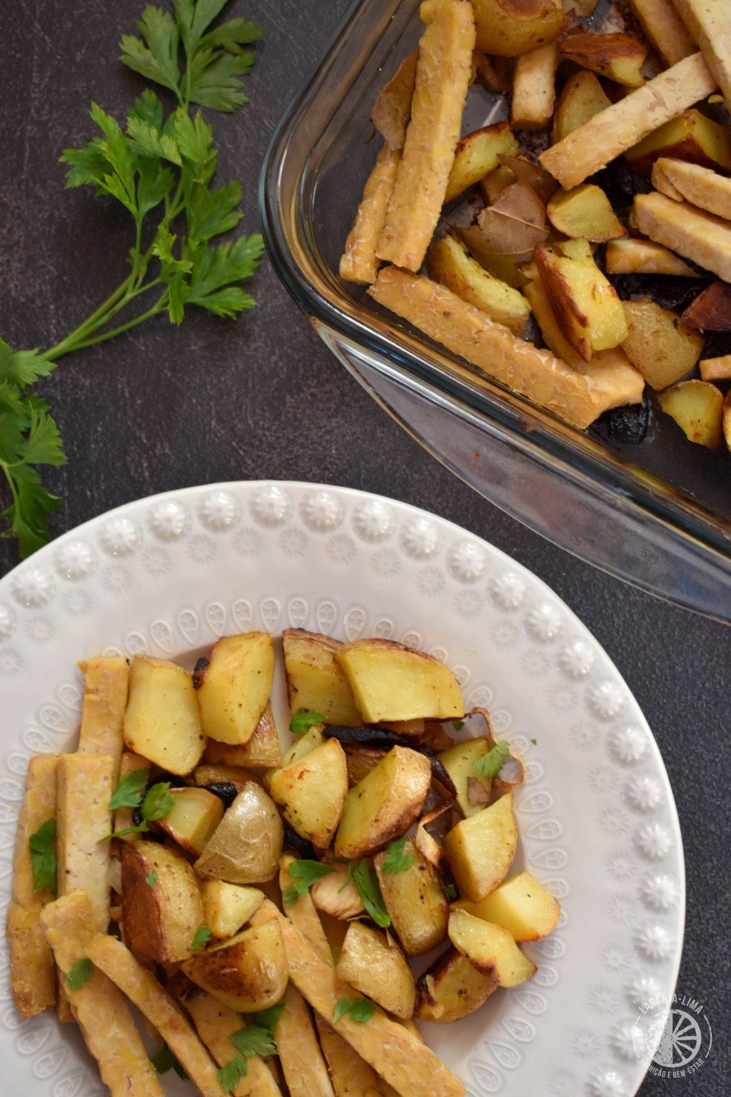 Cebolada de tempeh com batata no&nbsp;forno
