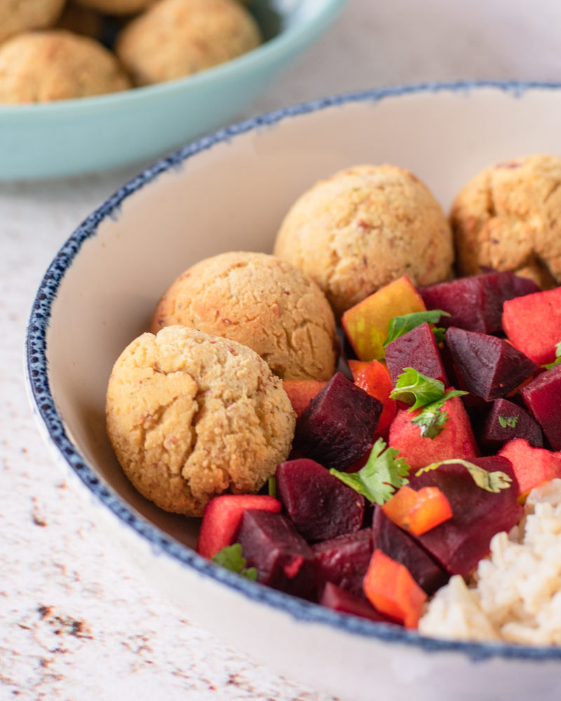 bolinhos de feijão e tofu