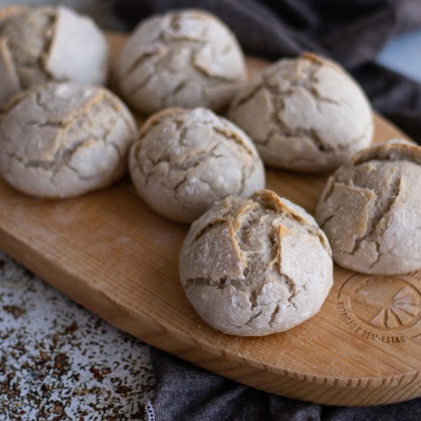 Pãezinhos de trigo e&nbsp;polvilho
